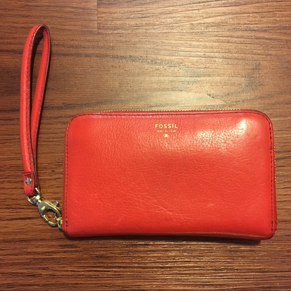 Fossil Handbags - Fossil Leather Wallet Wristlet